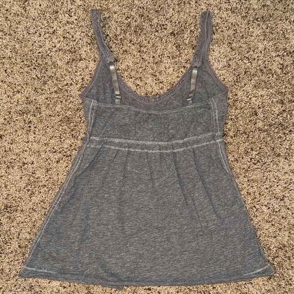 Gray Sleeveless Top - Picture 2 of 5
